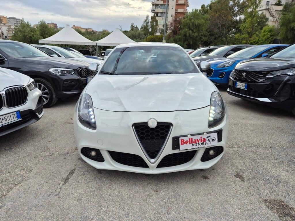 Alfa Giulietta 1.6 JTDm-2 105 CV EXCLUSIVE