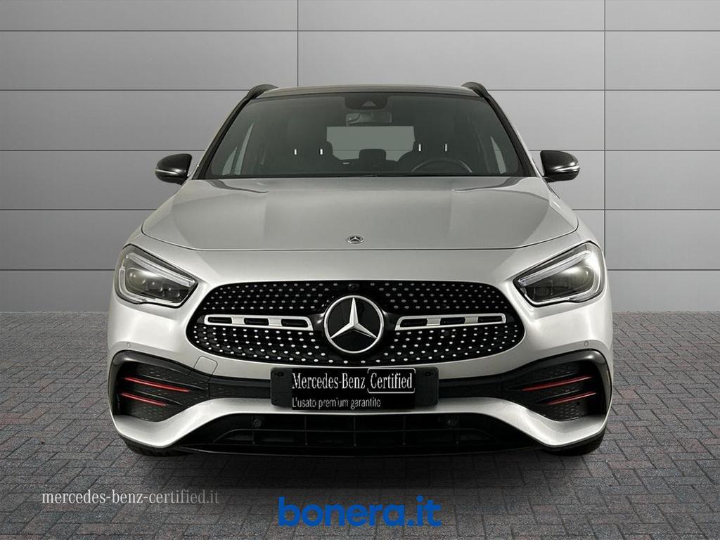 Mercedes GLA 200 200 D Premium 8G-DCT