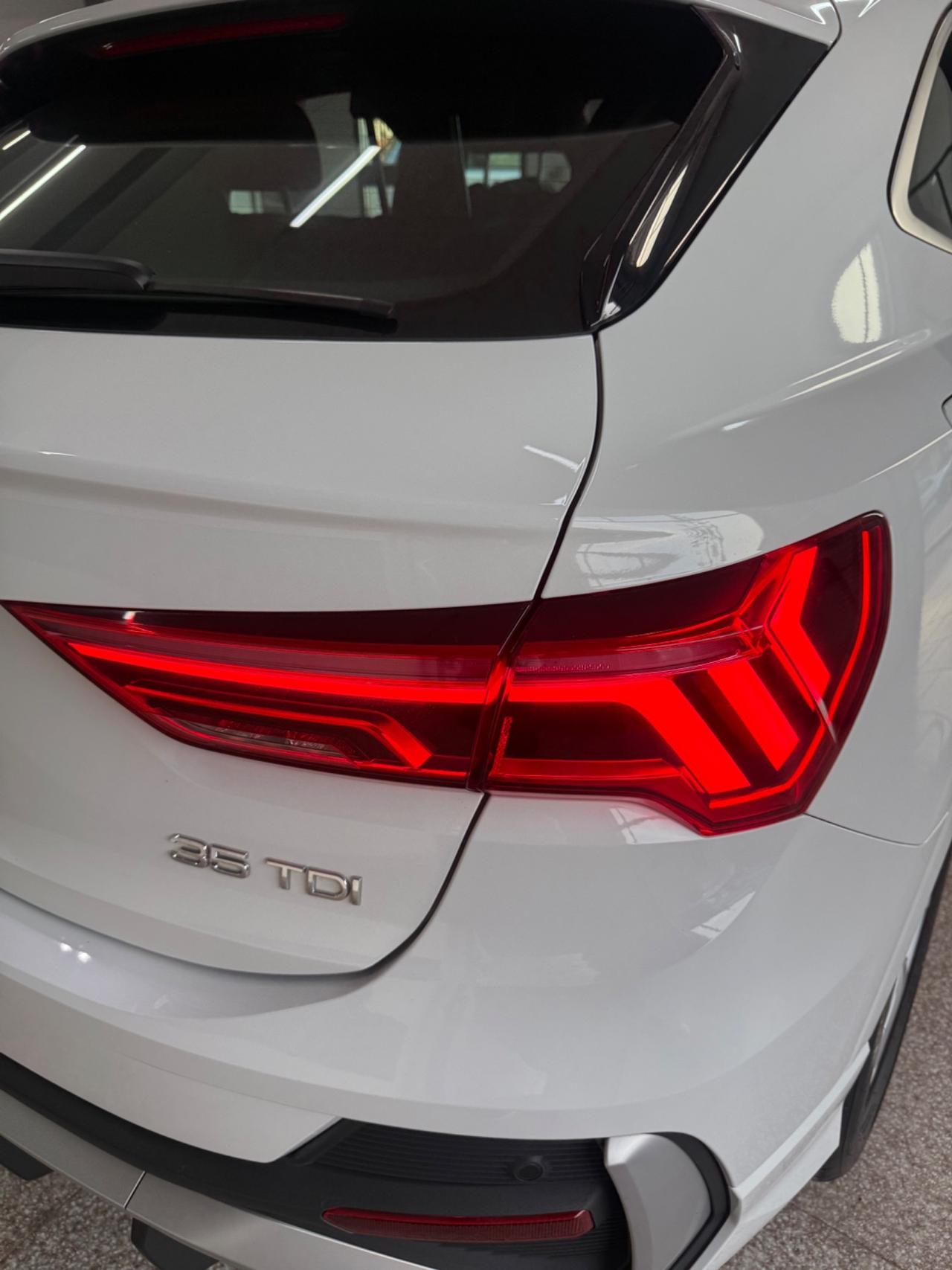 Audi Q3 35 TDI S tronic S line edition