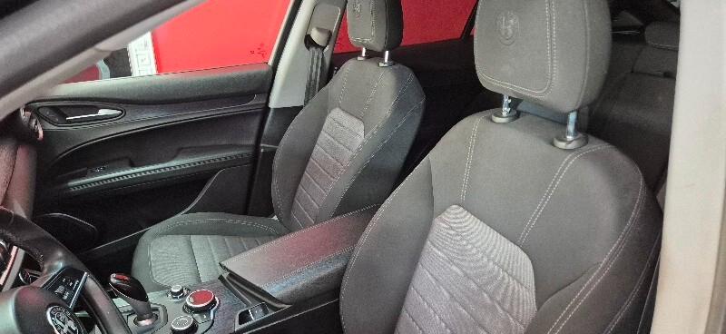 Alfa Romeo Stelvio 2.2 Turbodiesel 190 CV AT8 RWD Super