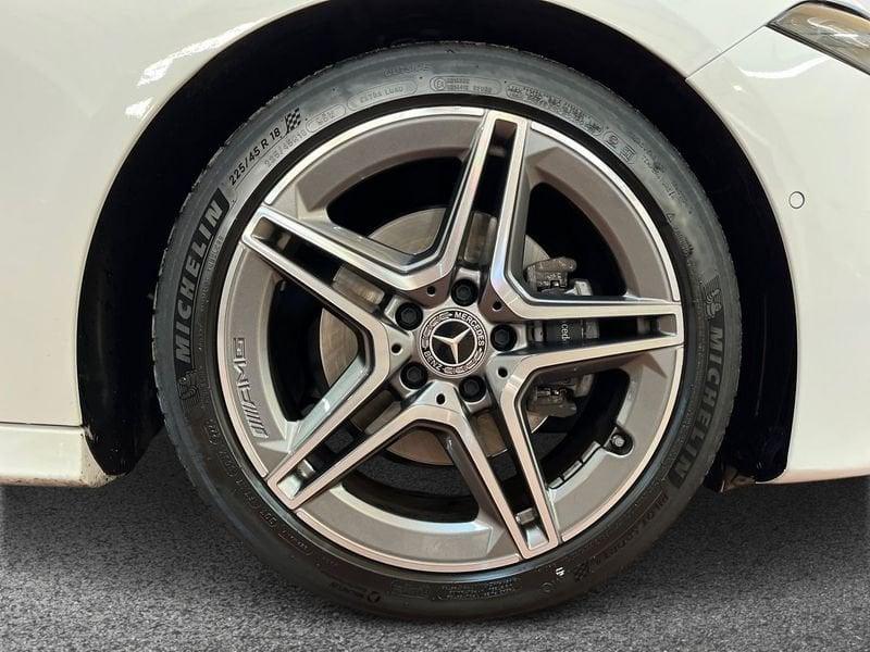 Mercedes-Benz Classe A - W177 2023 A 180 d AMG Line Advanced Plus auto