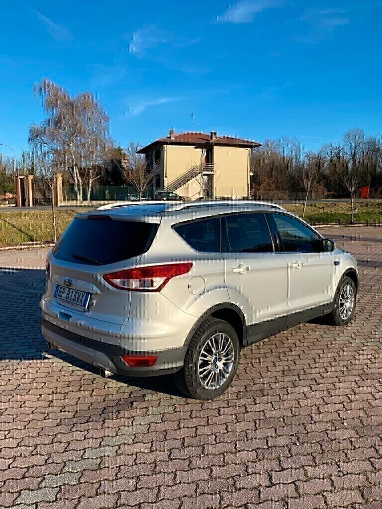 Ford Kuga 2.0 TDCI 140 CV 4WD Powershift Business