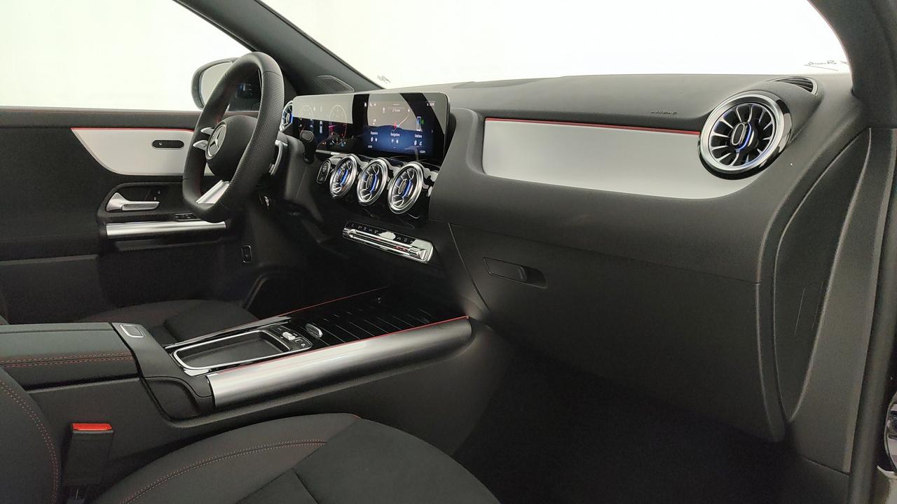Mercedes-Benz GLA 200 d automatic