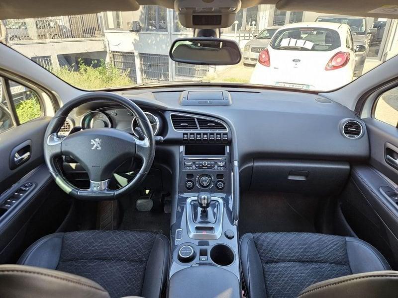 Peugeot 3008 HYbrid4 2.0 HDi GANCIO TRAINO