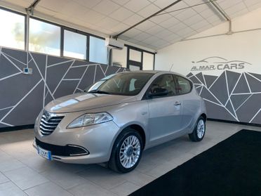 Lancia Ypsilon 1.2 69 CV 5 porte S&S Gold Neopatentati