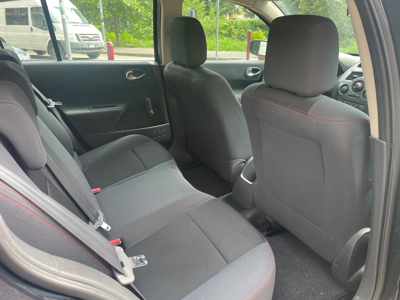 Renault Mégane 1.6 16V 5p/1PROP/GARANZIA 12 MESI
