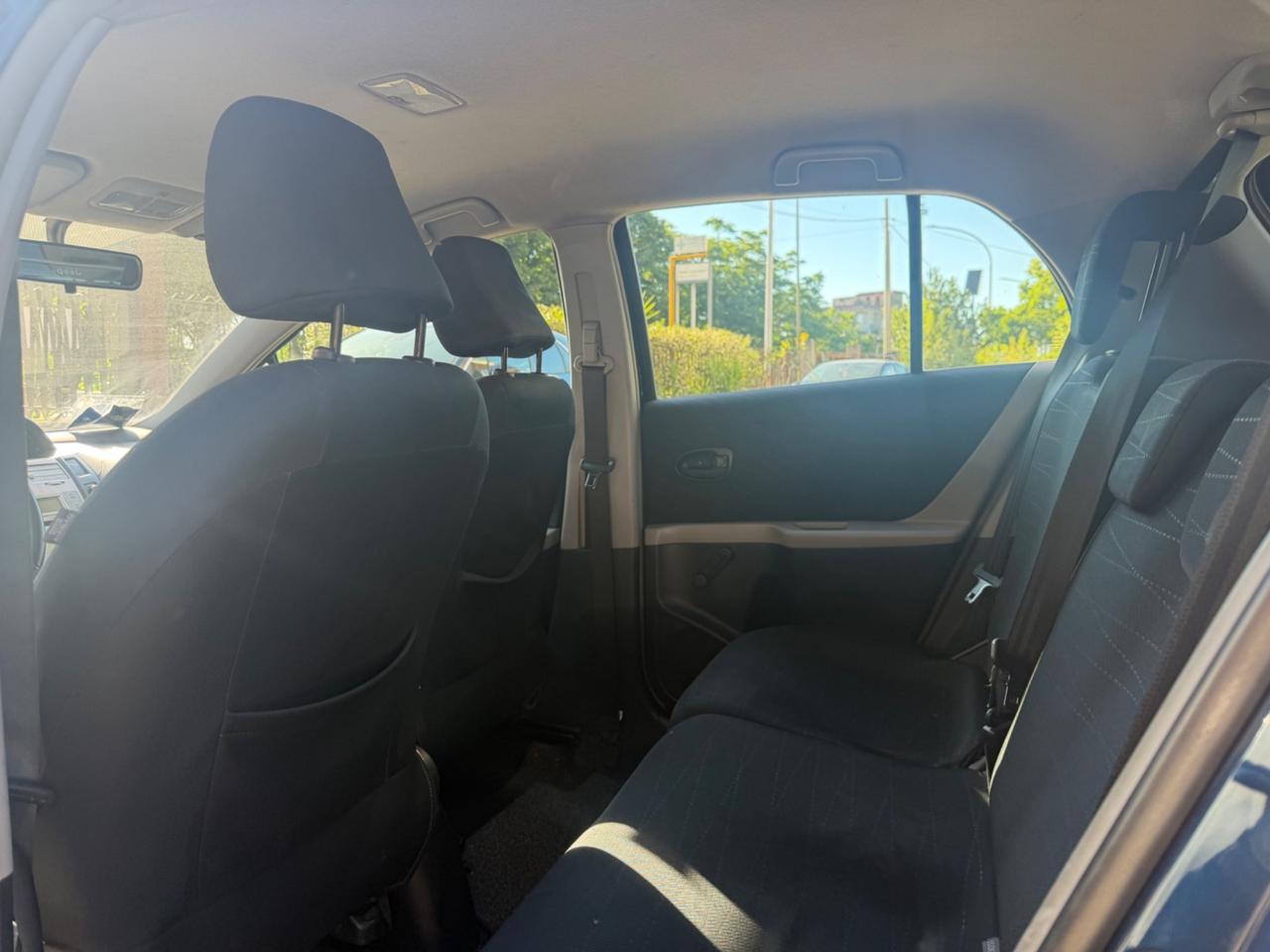 Toyota Yaris 1.0 5 porte Sol
