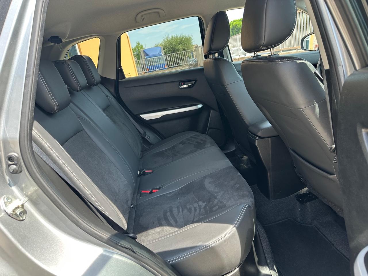 Suzuki Vitara 1.6 GPL VVT A/T V-Top