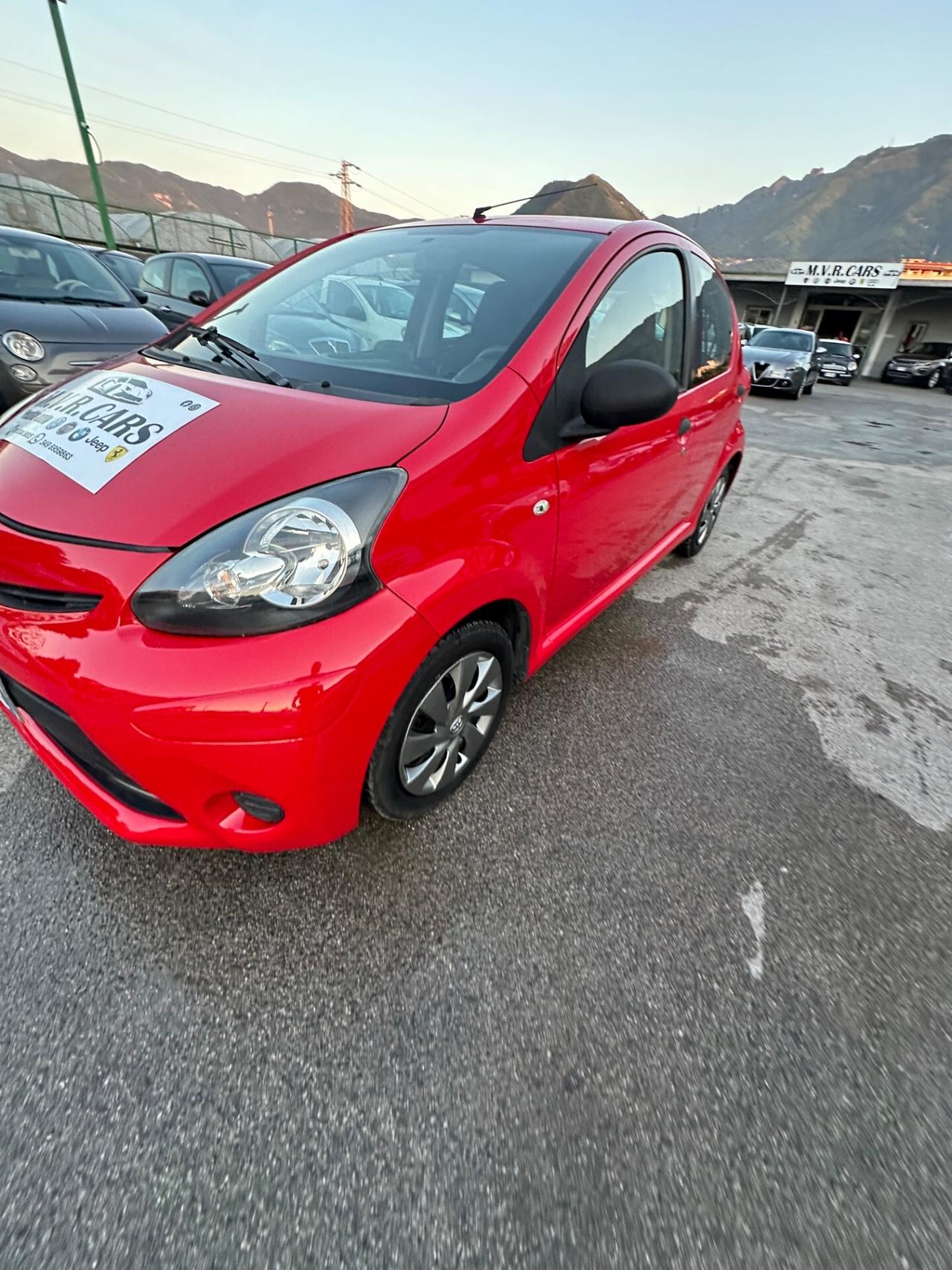 Toyota Aygo 1.0 12V VVT-i 5 porte Cool Soda Connect