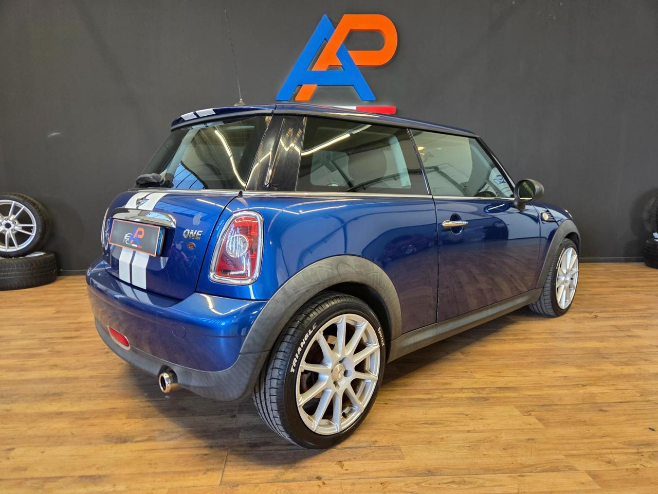 Mini 3 Porte One 1.4