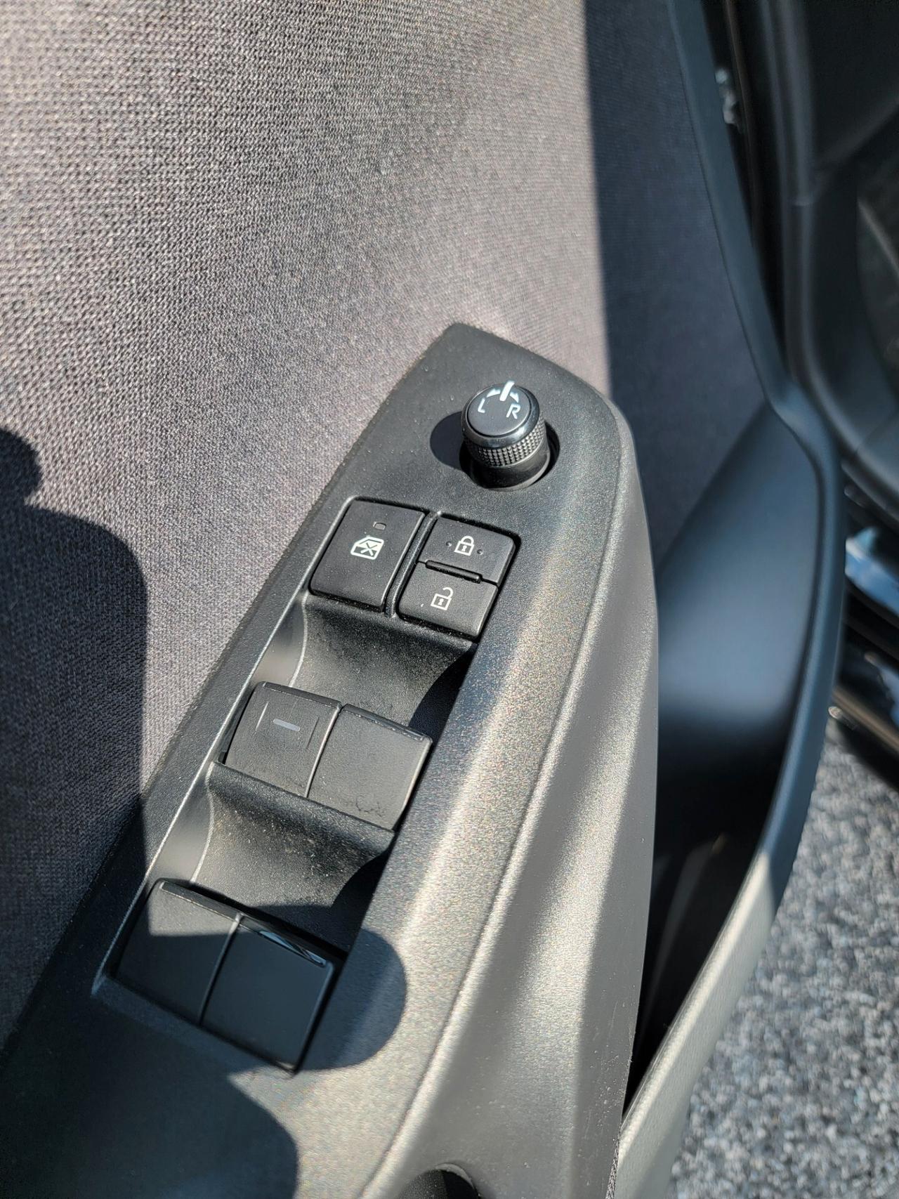 Toyota Yaris 1.5 Hybrid Trend SOLO 13 MILA KM !