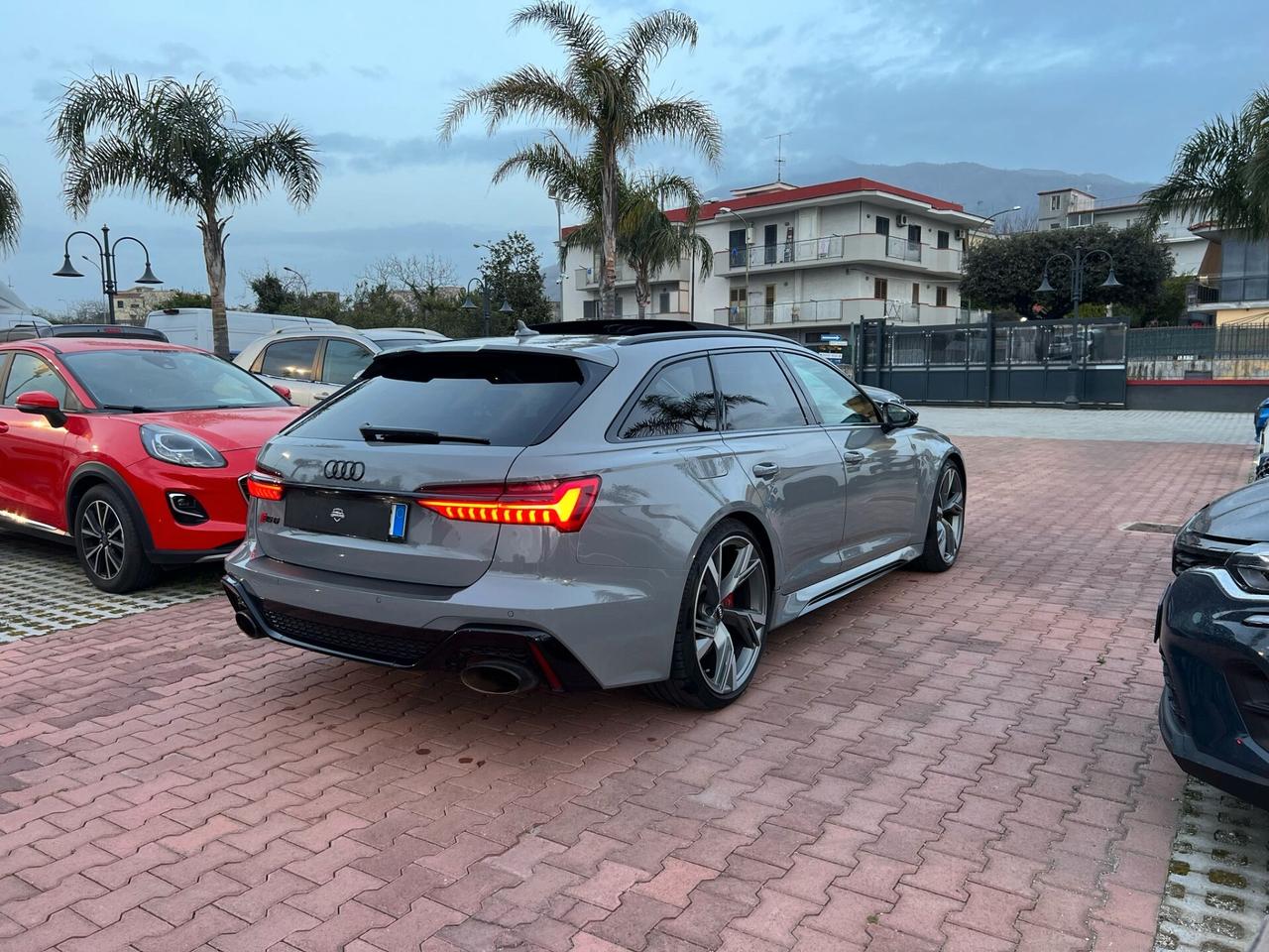 Audi A6 RS 6 Avant 4.0 TFSI V8 quattro tiptronic
