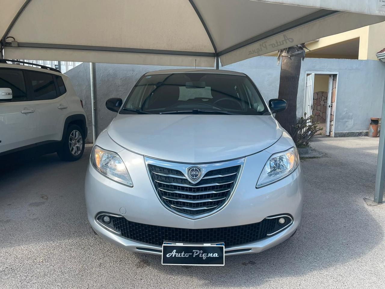 Lancia Ypsilon 1.2 69 CV 5 porte Platinum