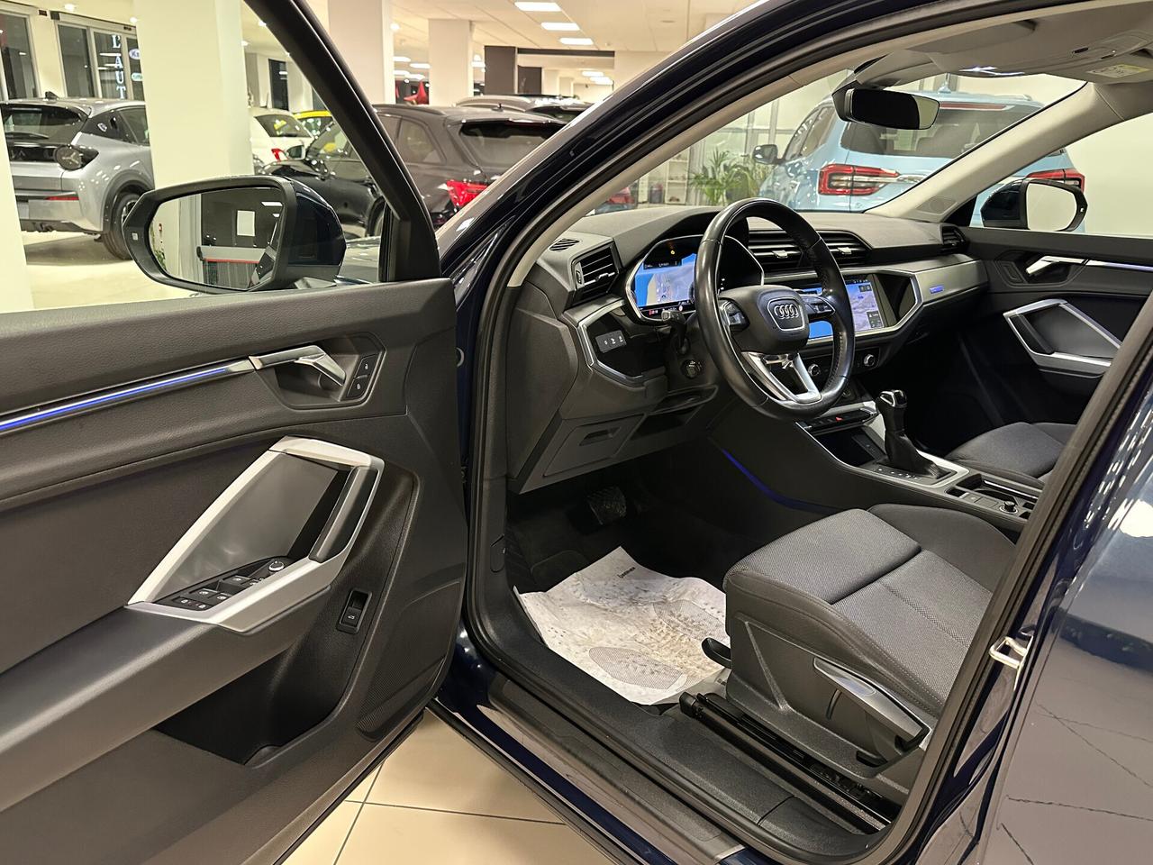 Audi Q3 SPB 35 TDI S tronic 150 CV Business Plus - 2019