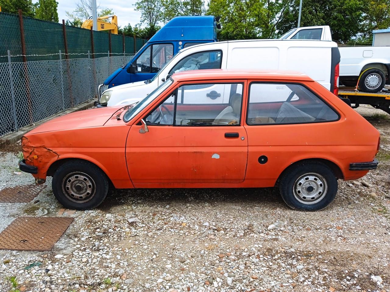 Ford Fiesta mk1 900 cc marciante doc ok