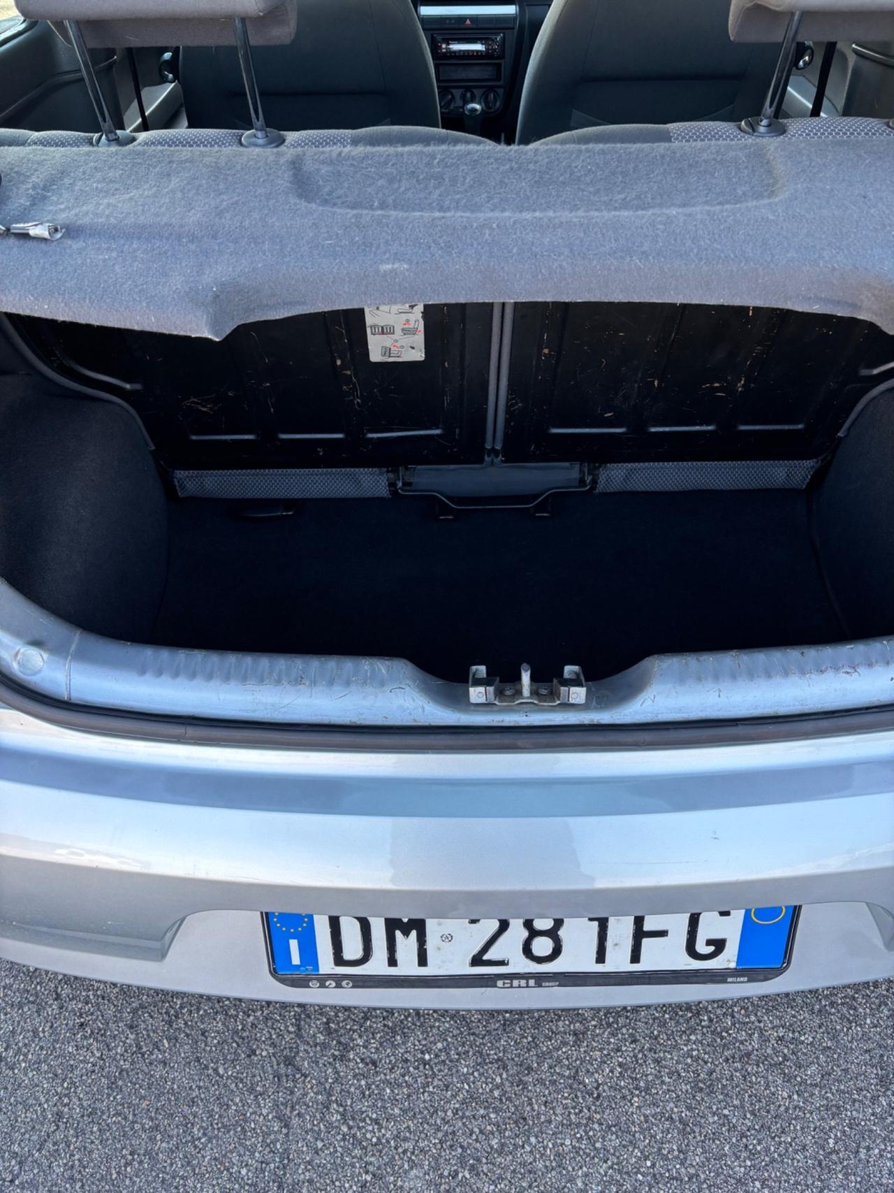 Volkswagen Fox 1.2 BENZINA