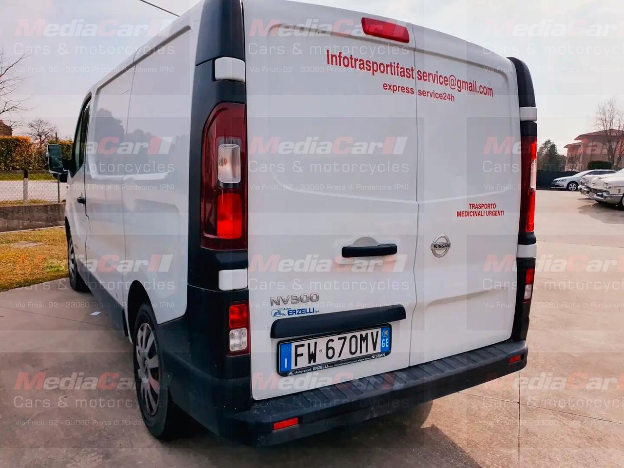 Nissan nv300
