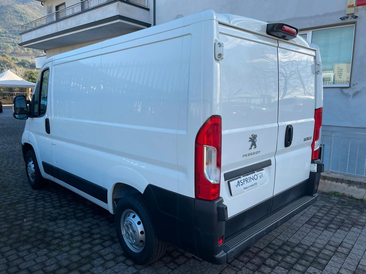 Peugeot Boxer L1H1 120 S&S