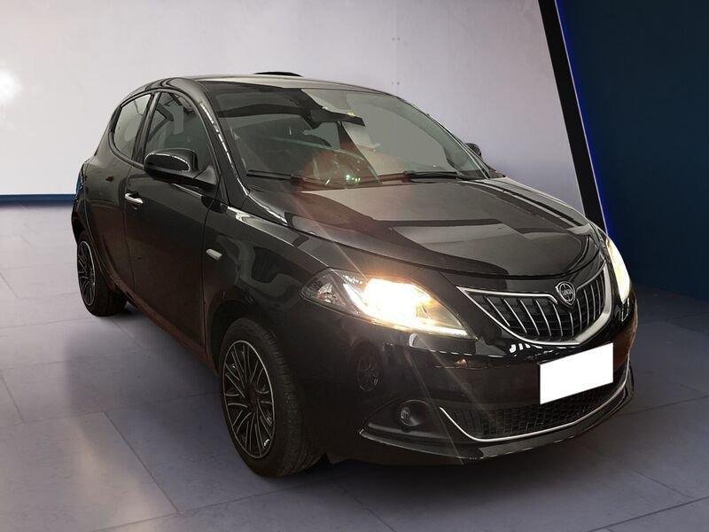 Lancia Ypsilon III 2021 1.0 firefly hybrid Gold s&s 70cv