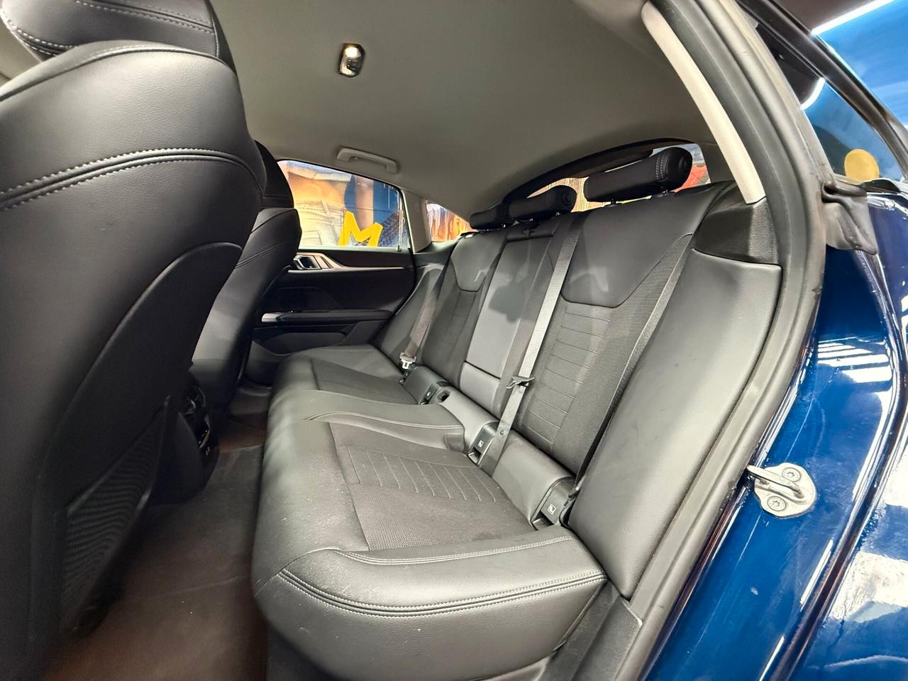 Bmw 420 420d 48V Coupé Msport (021)