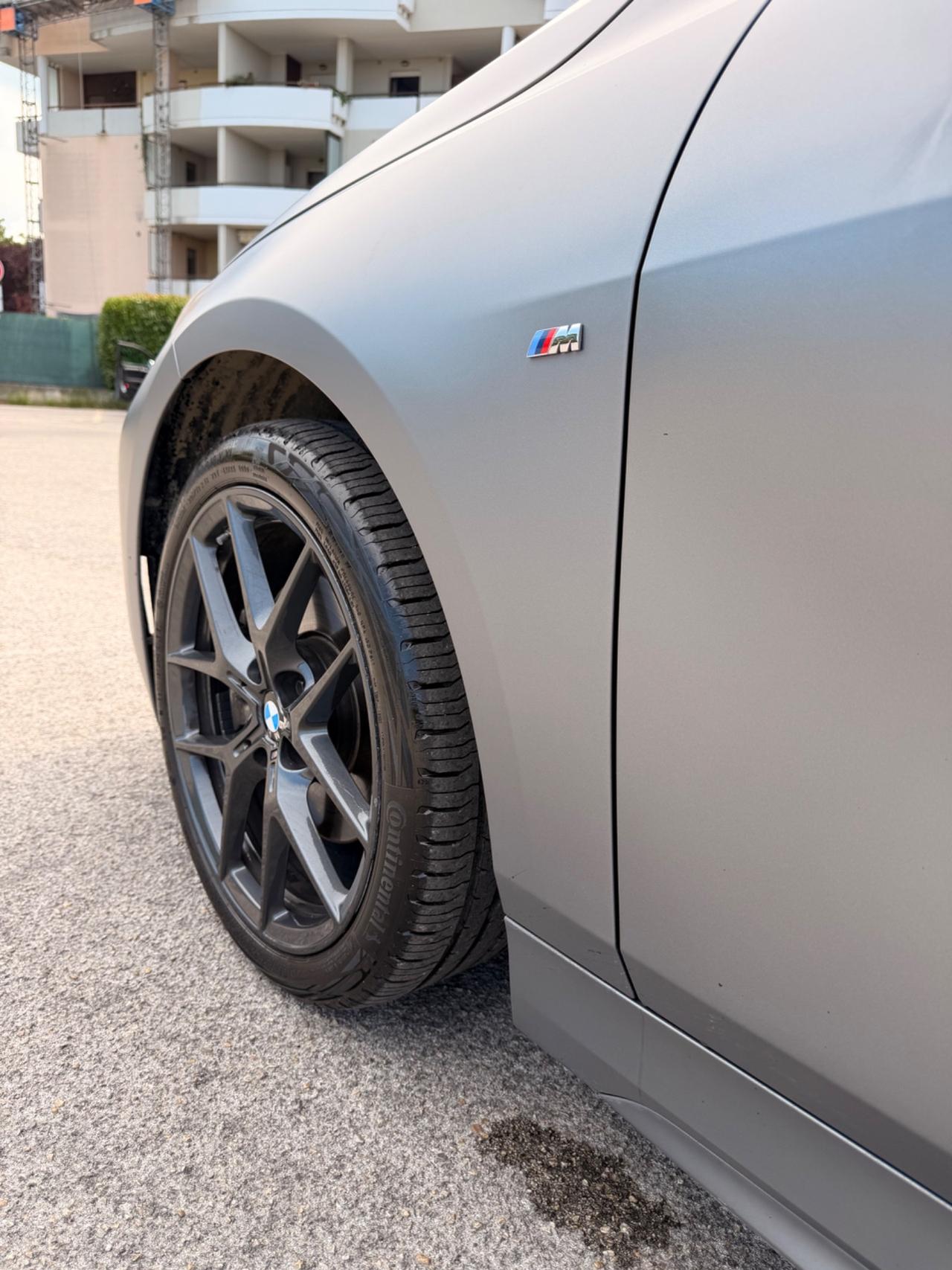 Bmw 116 116d 5p. Msport