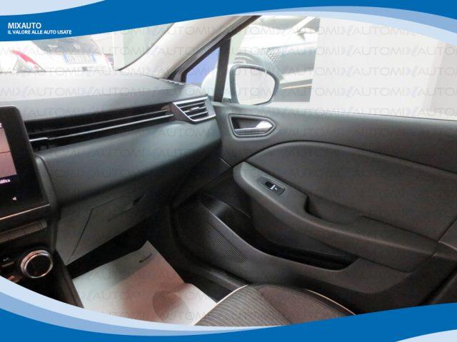 RENAULT Clio 1.6 eTech Hybrid 140cv Intens AUT EU6