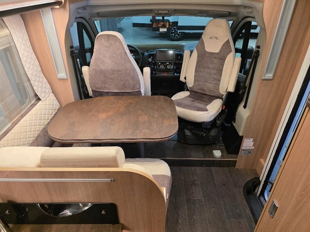 CAMPER LAIKA KOSMO 209