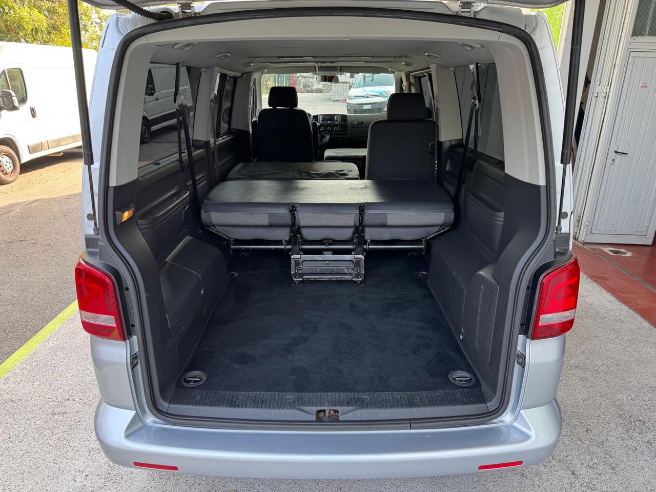 Volkswagen T5 Caravelle PL 9posti GARANZIA 24MESI