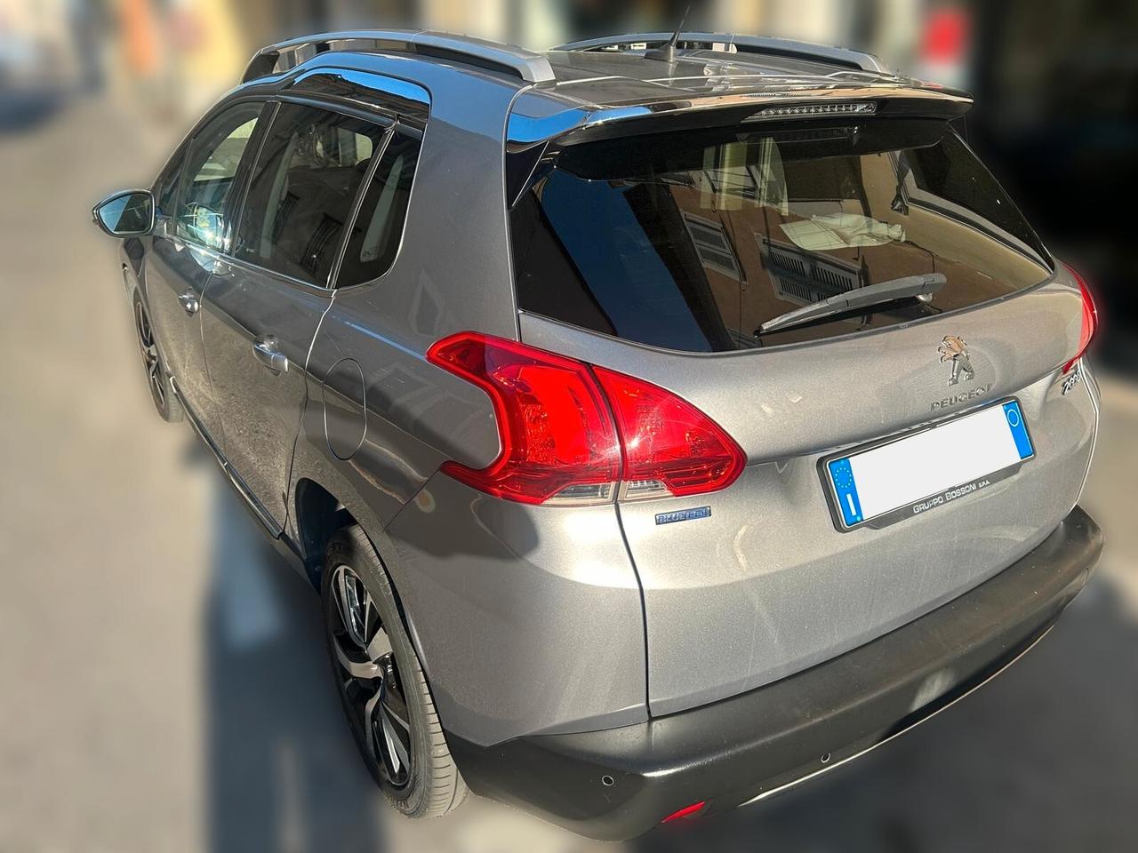 Peugeot 2008 1.6 bluehdi 120cv - ANCHE PER NEOPATENTATI