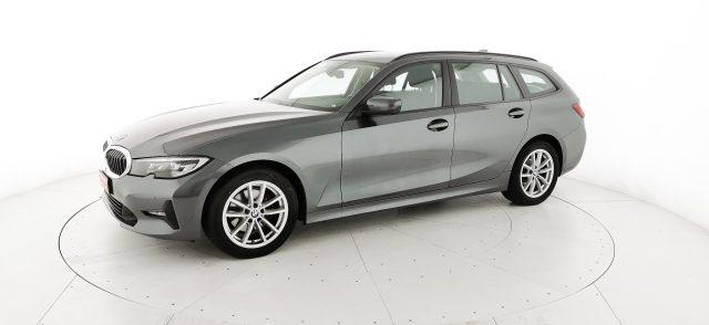 BMW 320 d Touring mhev 48V xdrive Business Advantage auto