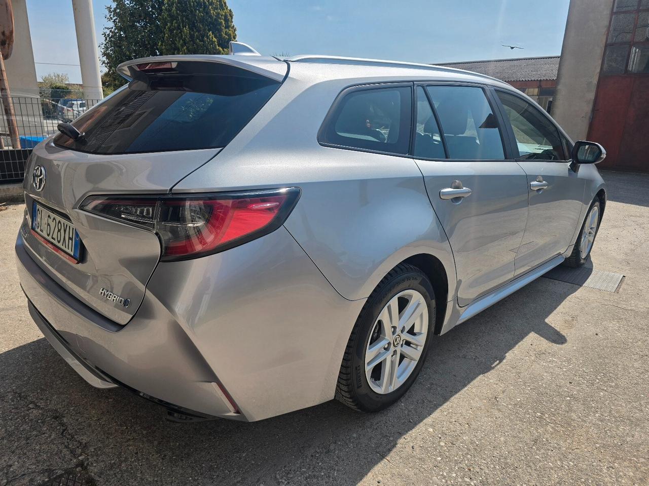 Toyota Corolla Touring Sports 1.8 Hybrid Business Tech