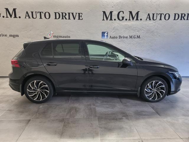 VOLKSWAGEN Golf 1.0 eTSI EVO DSG Life