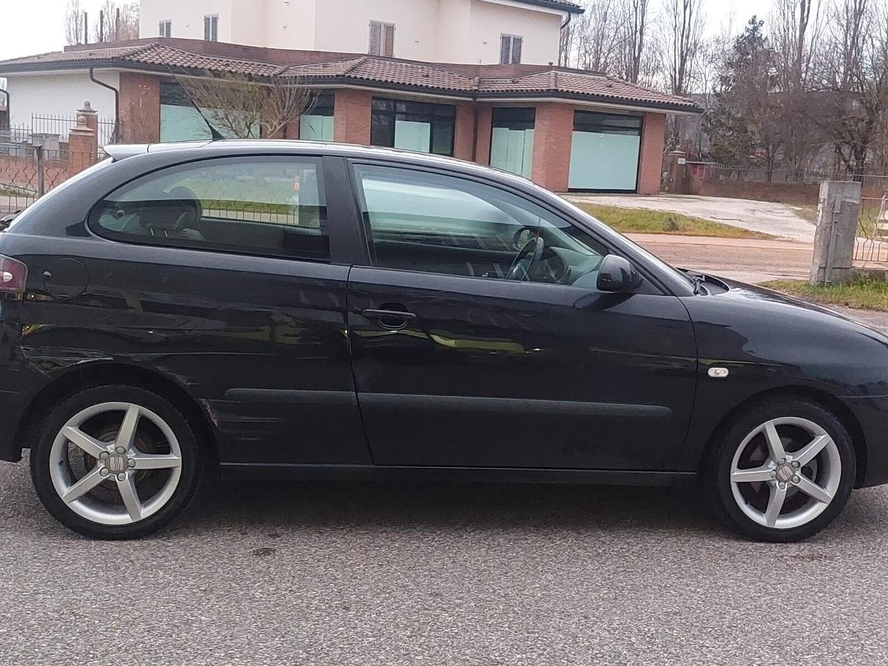 Seat Ibiza 1.2 12V 70CV 3p. Stylance