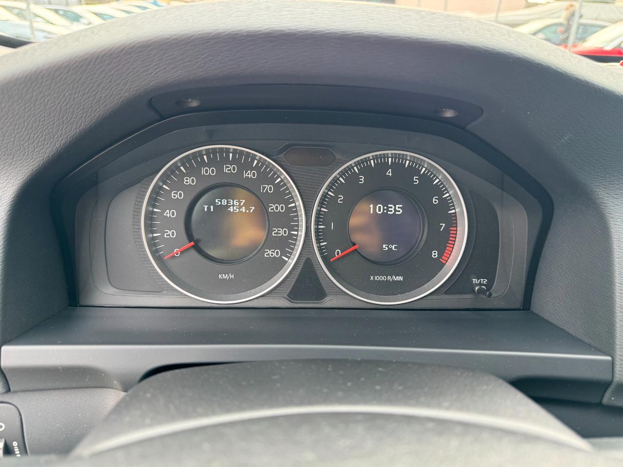 Volvo V60 T3 Momentum