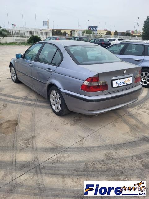 BMW - Serie 3 - 320d turbodiesel 4 porte Eletta