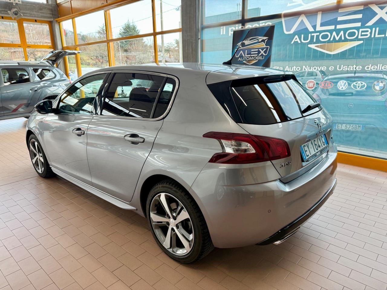 Peugeot 308 1.2benz 131cv GT Line Euro6