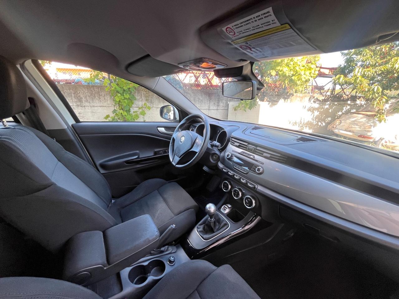 Alfa Romeo Giulietta 1.6 JTDm-2 105 CV Distinctive