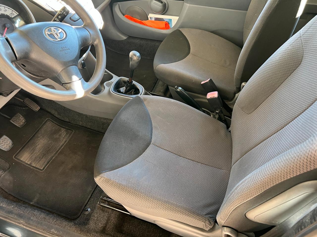 Toyota Aygo 1.0 12V VVT-i 3 porte Sol