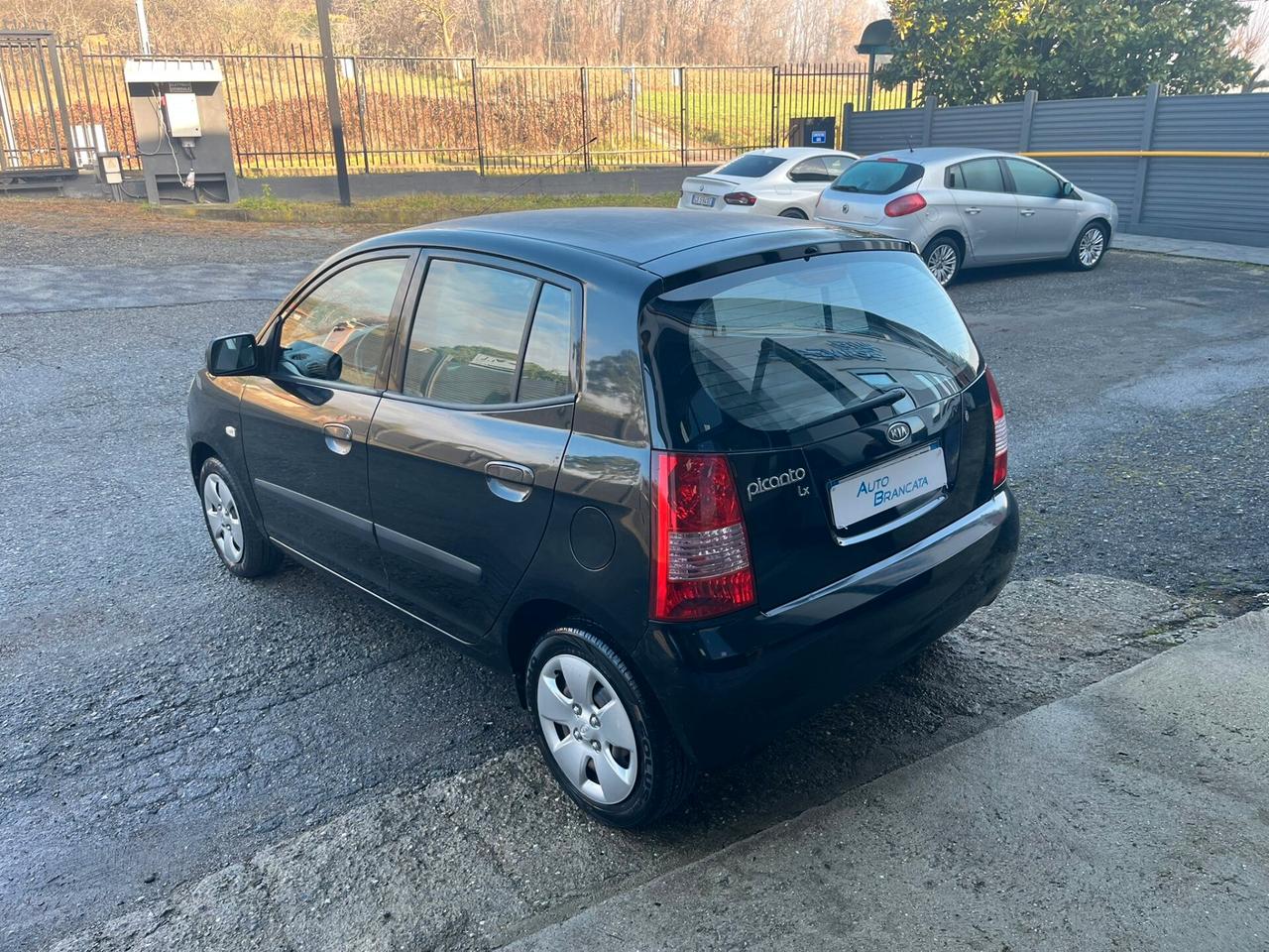 Kia Picanto 1.0