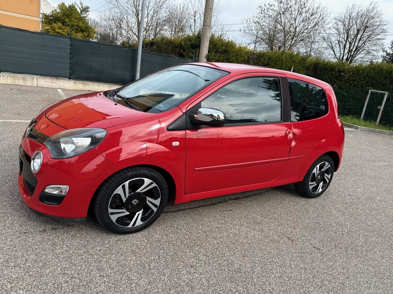 Renault Twingo 1.2 Gpl - NEOPATENTATI - 12 MESI DI GARANZIA -