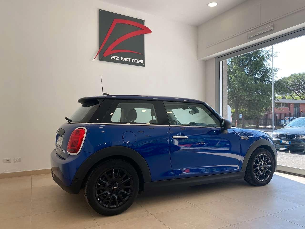 Mini 1.5 One 75 CV Baker Street 5 porte-ITALIANA-TAGLIANDI