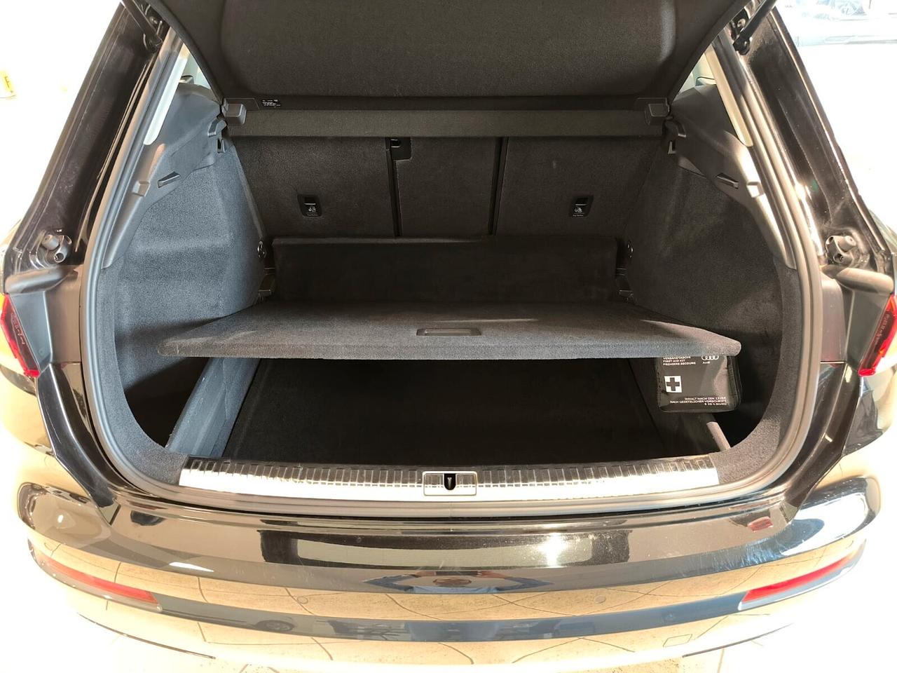 Audi Q3 35 TDI S tronic Business Advanced