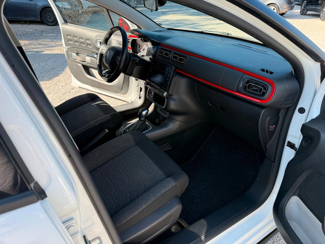 Citroen C3 PureTech 110 S&S EAT6 Shine