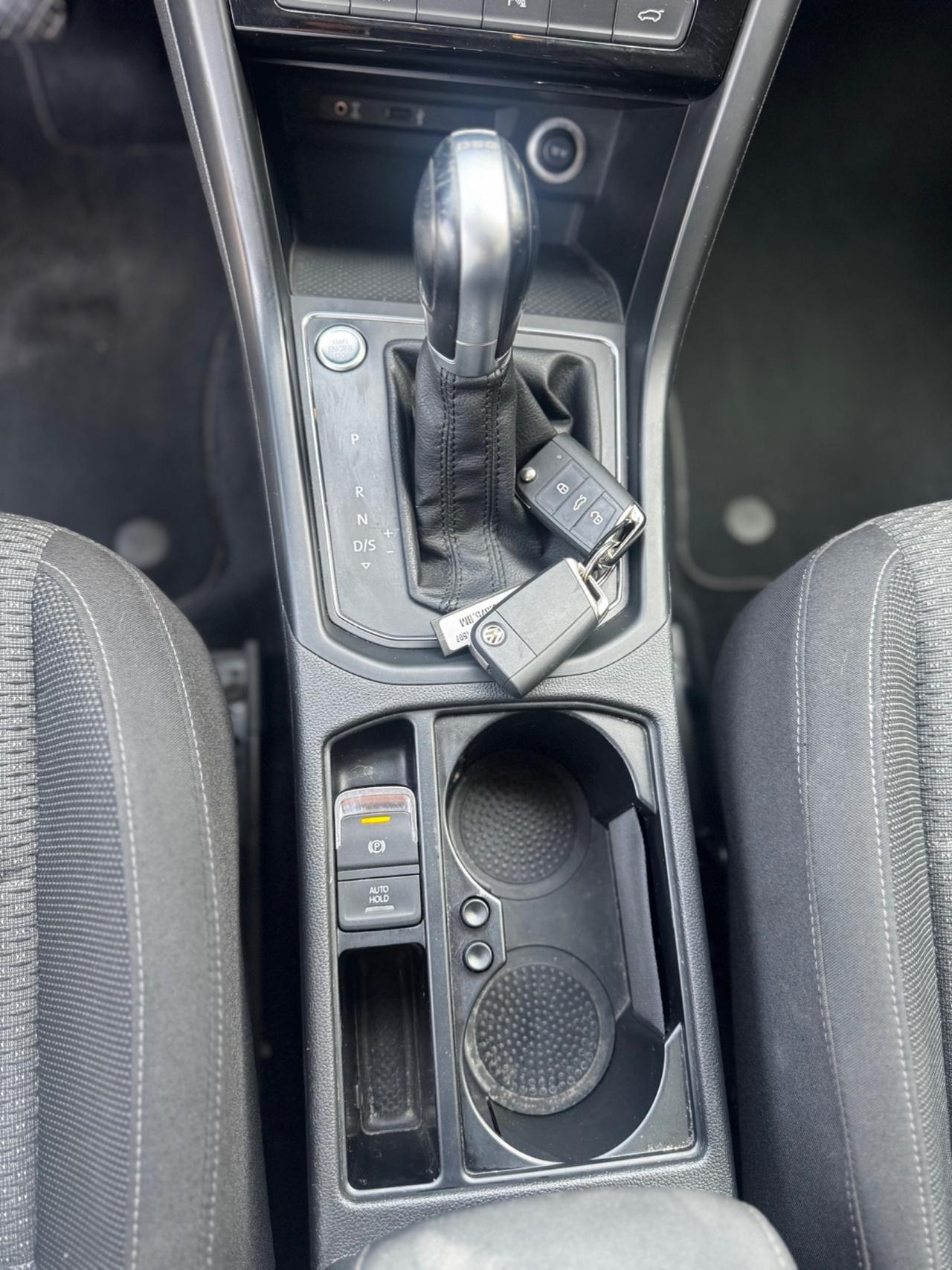 Volkswagen Touran 1.6 TDI 115 CV SCR DSG Comfortline BlueMotion Tech.