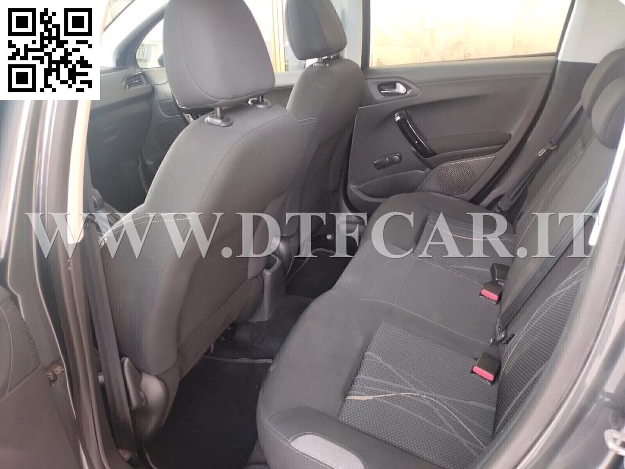 Peugeot 208 1.4 HDi 68 CV 5 porte Allure