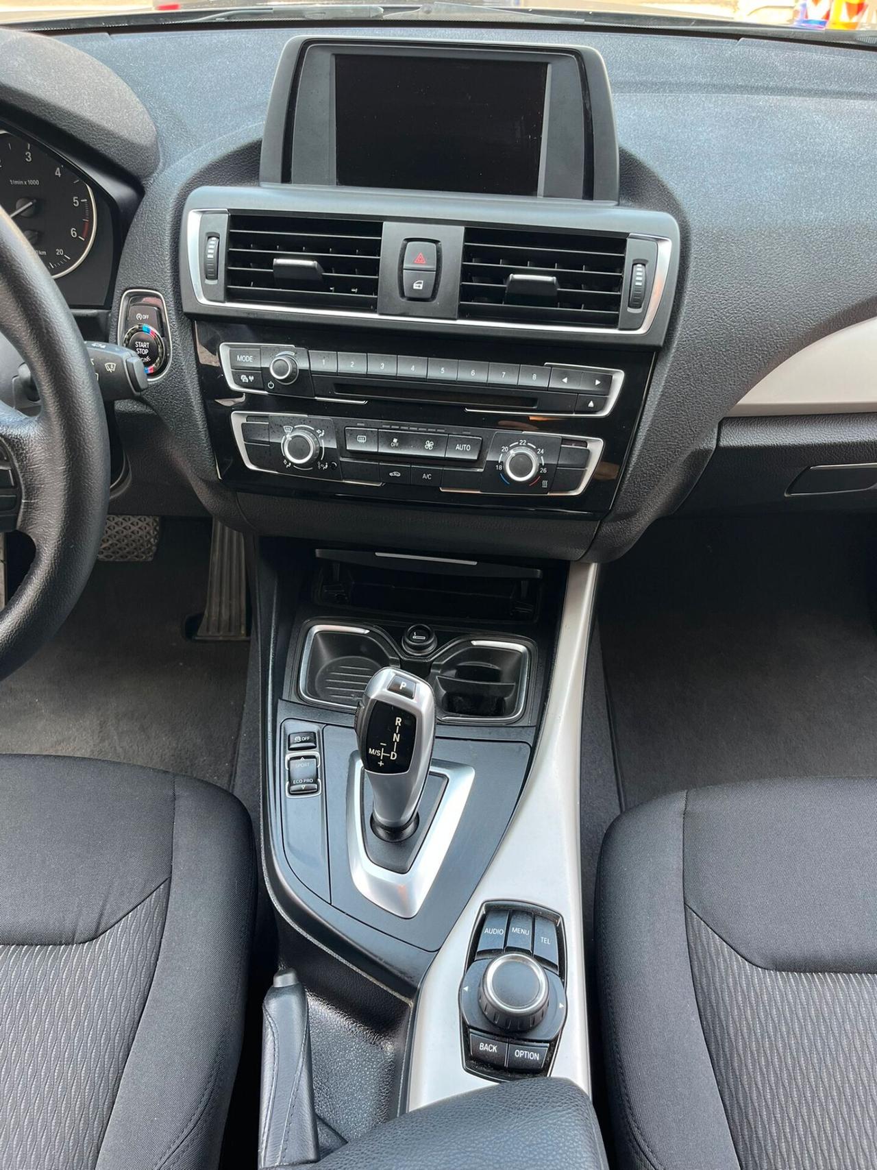 Bmw 118d 5p. Advantage 150CV automatica