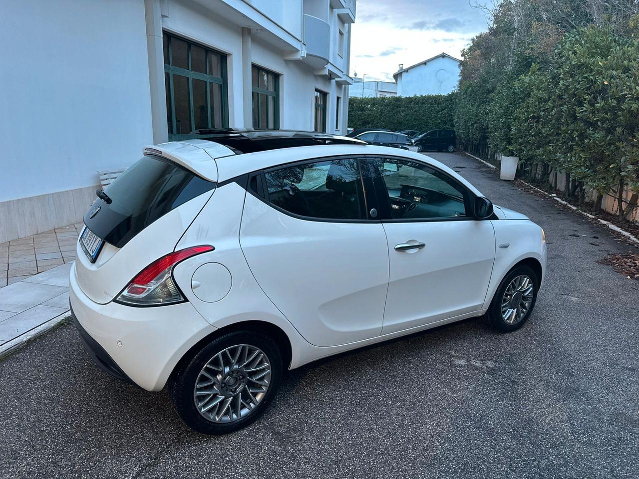 Lancia Ypsilon 1.2 69 CV 5 porte GPL Ecochic