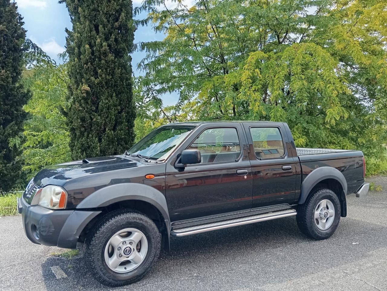 Nissan Navara 2.5 dCi 4 porte Double Cab Permute 4X4