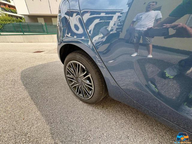 LANCIA Ypsilon 1.0 FireFly 5 porte S&S Hybrid Silver Plus