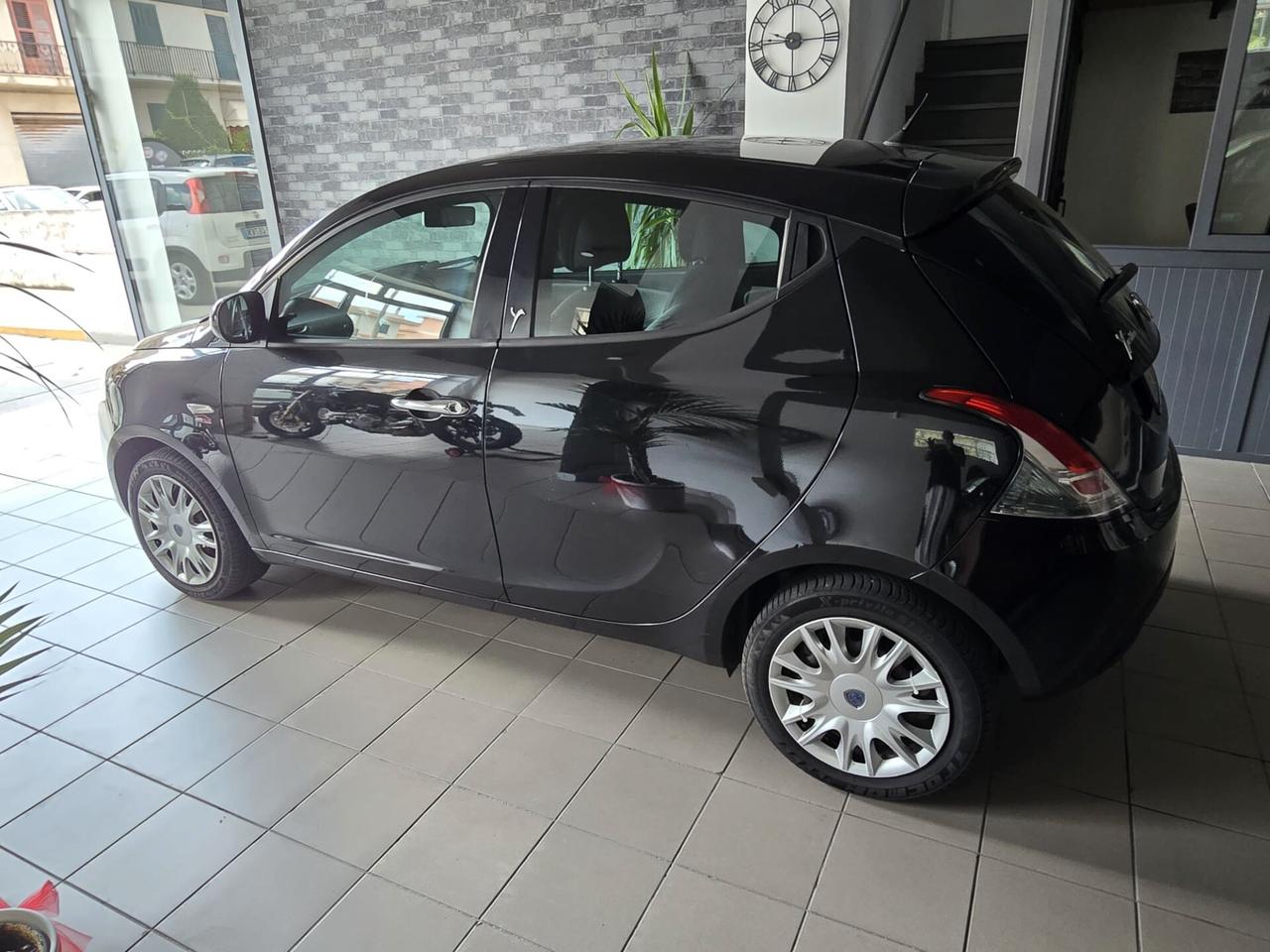 Lancia Ypsilon 1.3 MJT 16V 95 CV 5 porte S&S Platinum